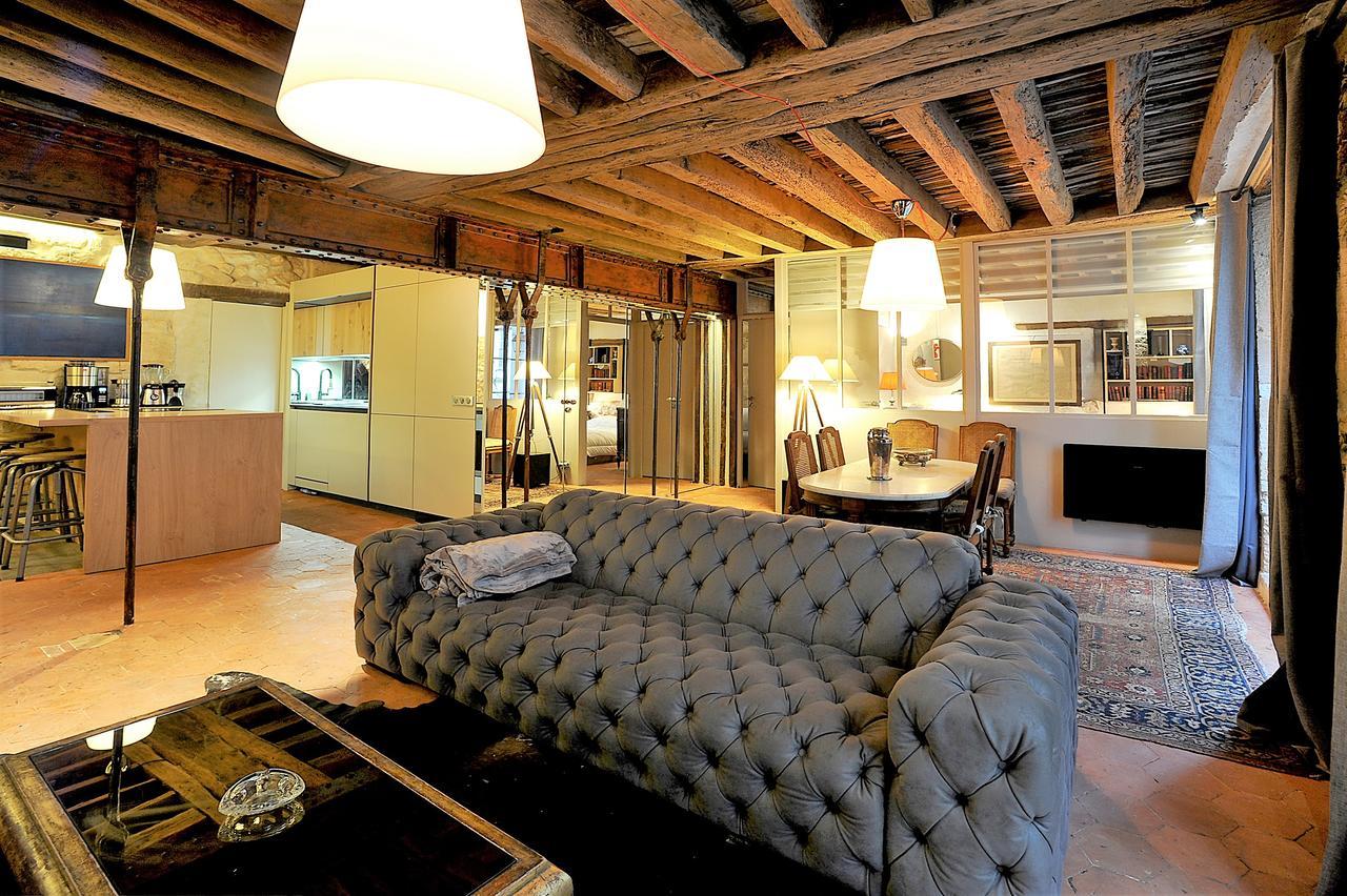 Beautiful Apartment In Historical Marais ปารีส ภายนอก รูปภาพ