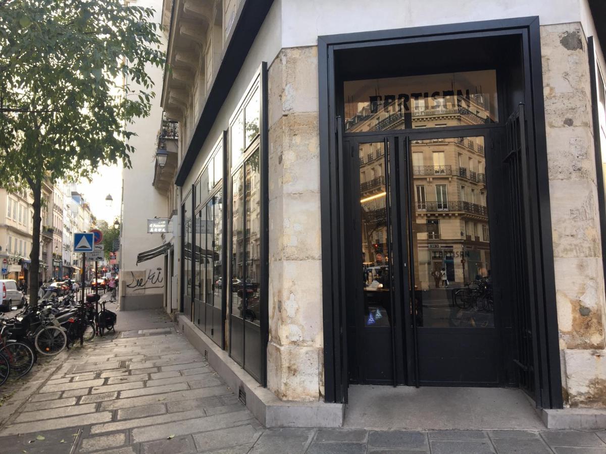 Beautiful Apartment In Historical Marais ปารีส ภายนอก รูปภาพ