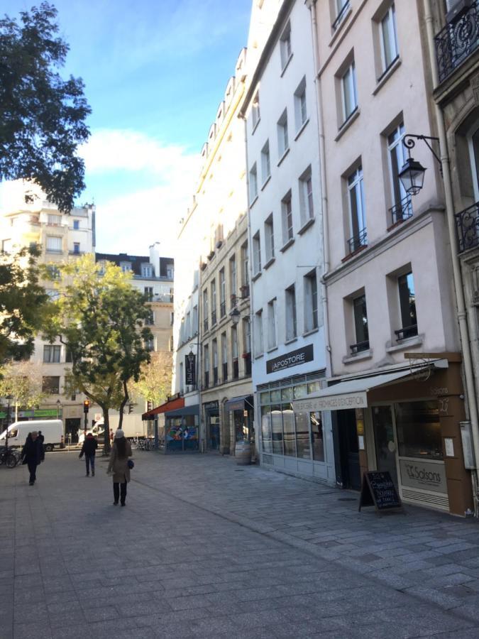 Beautiful Apartment In Historical Marais ปารีส ภายนอก รูปภาพ